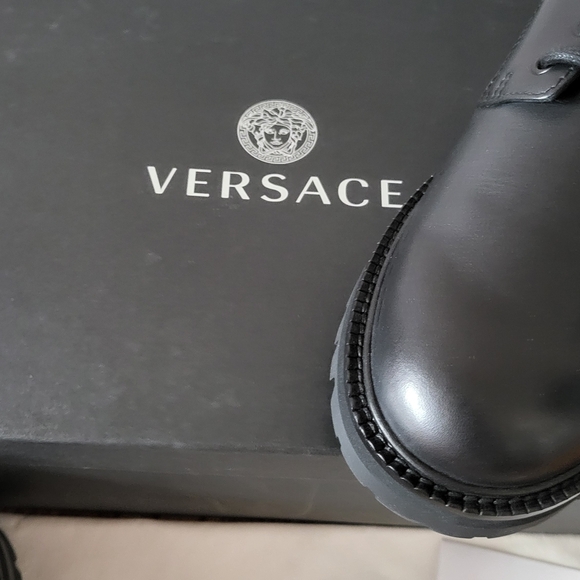 Versace Men's Black Leather Shoes - Picture 5 of 11